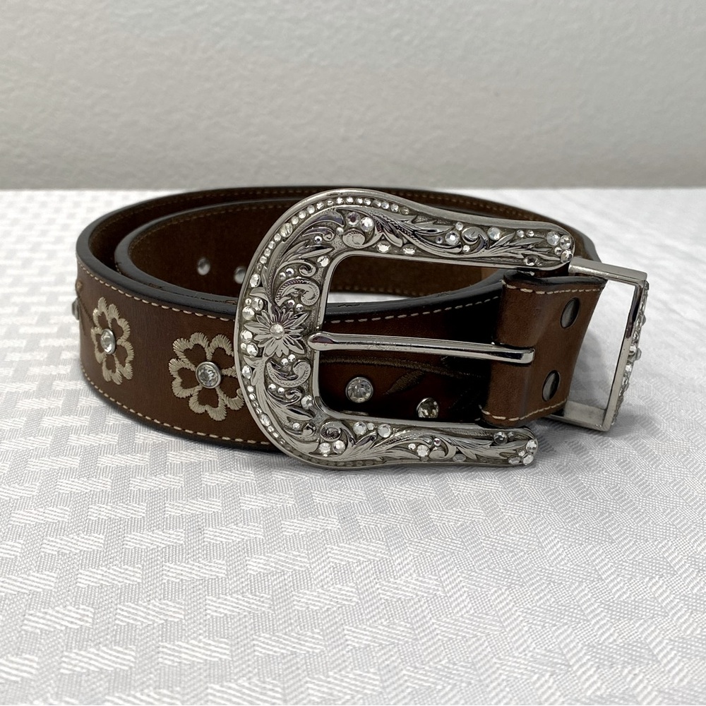 Ariat Rhinestone and flower western belt size medium